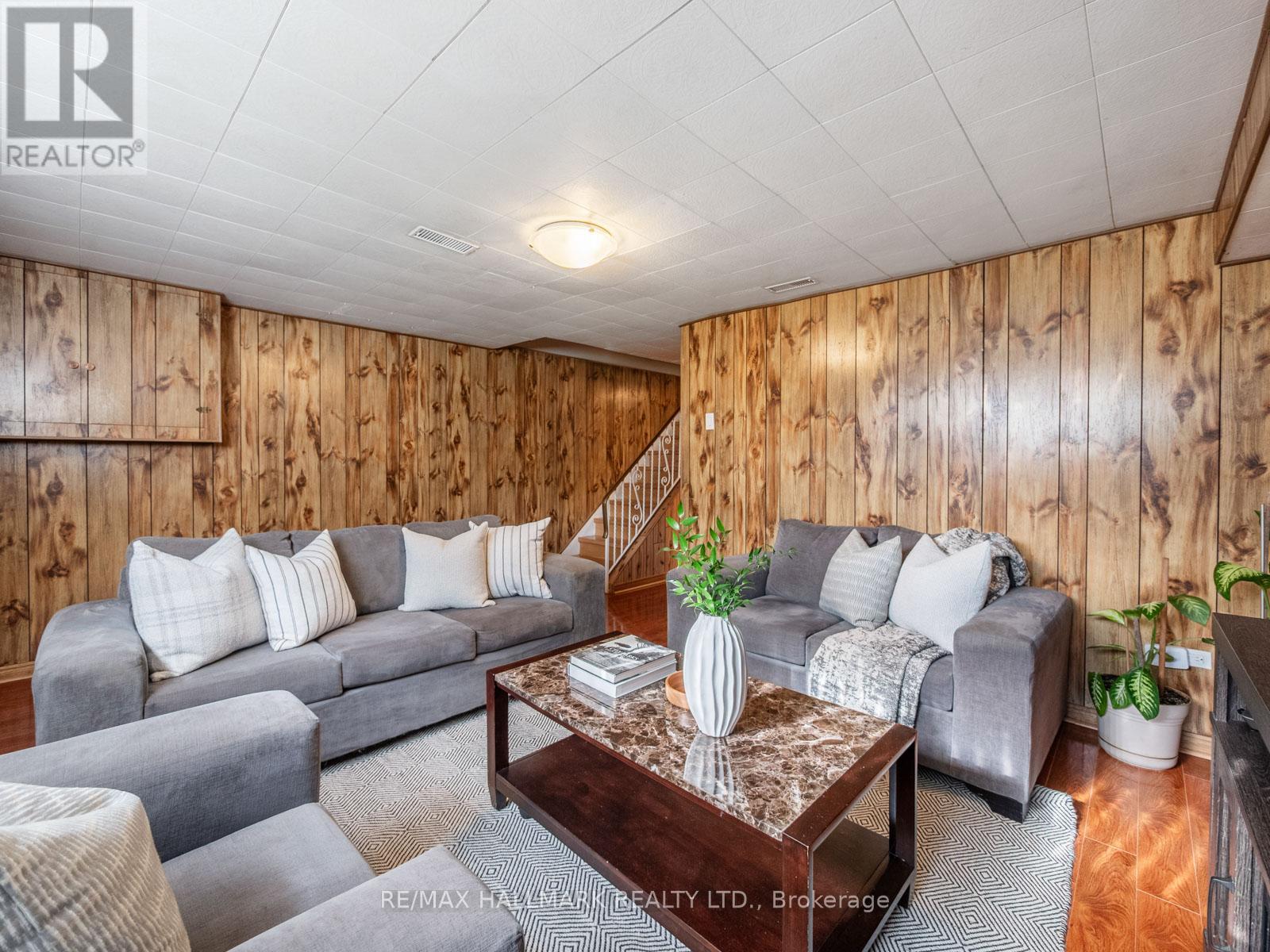 453 Jones Avenue, Toronto, Ontario  M4J 3G7 - Photo 36 - E13150722