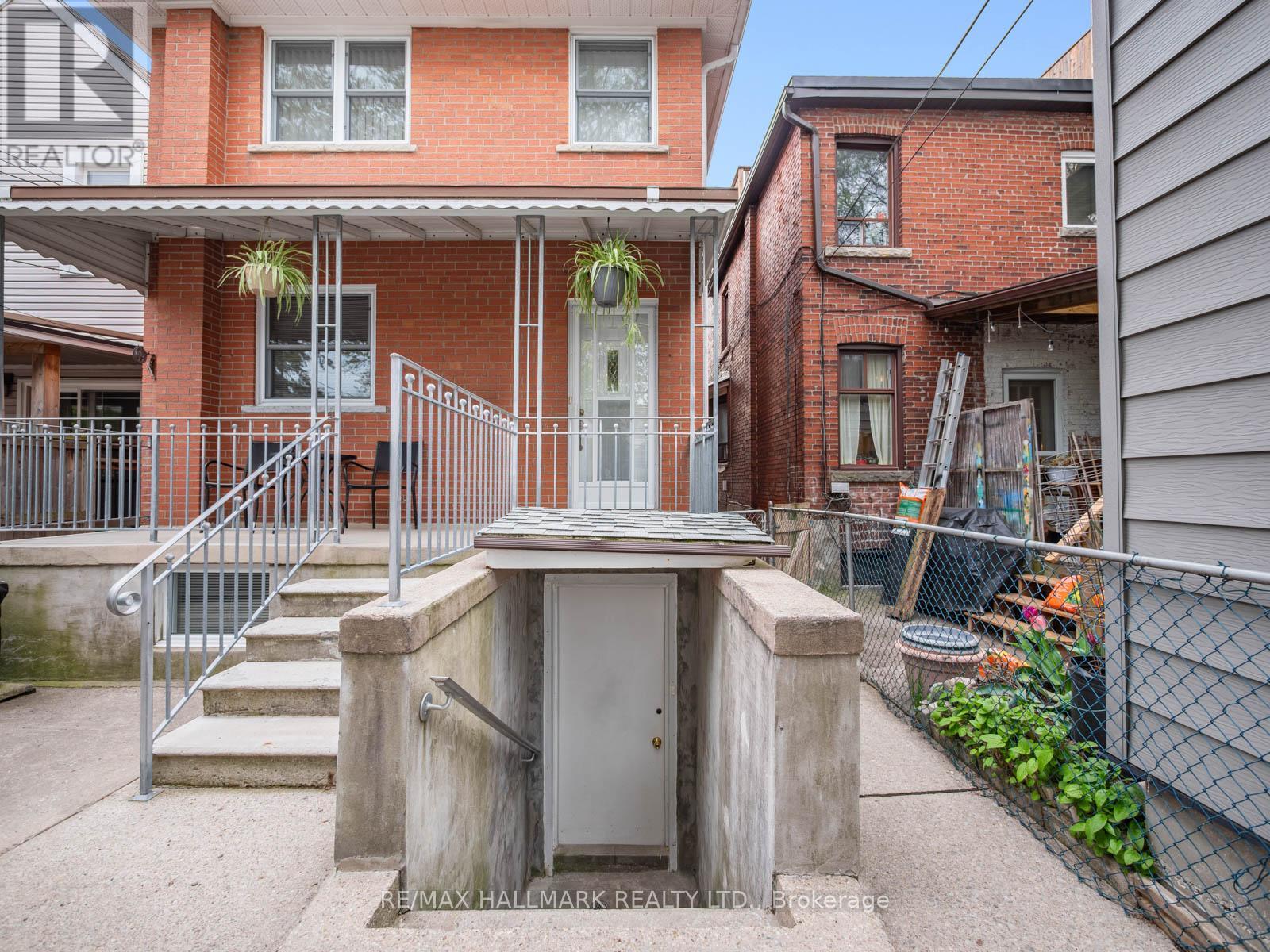 453 Jones Avenue, Toronto, Ontario  M4J 3G7 - Photo 44 - E13150722