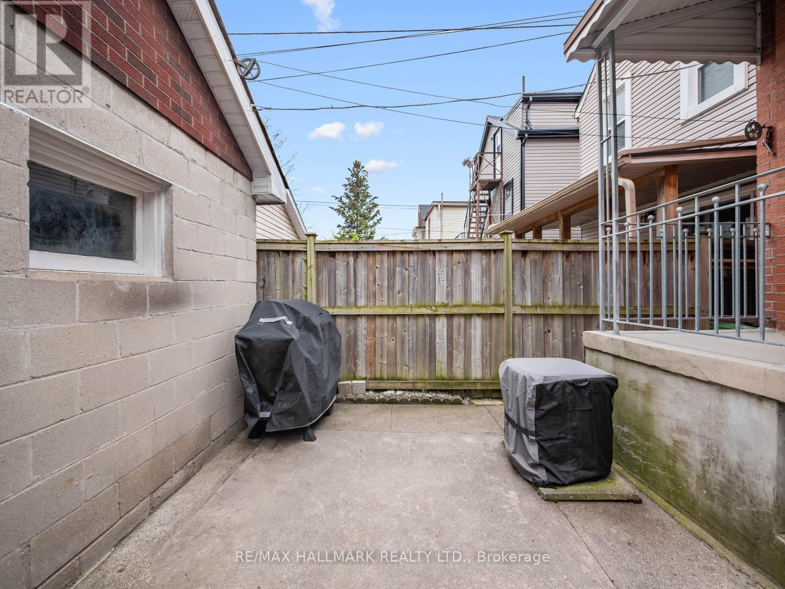 453 Jones Avenue, Toronto, Ontario  M4J 3G7 - Photo 46 - E13150722