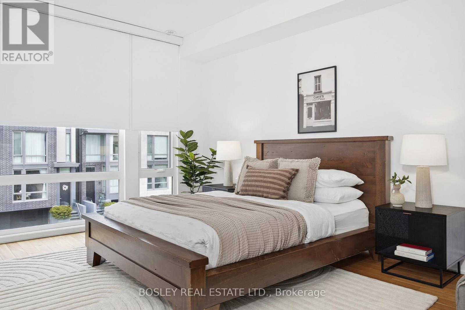 17 Vince Avenue, Toronto, Ontario  M4L 0A6 - Photo 14 - E13150782