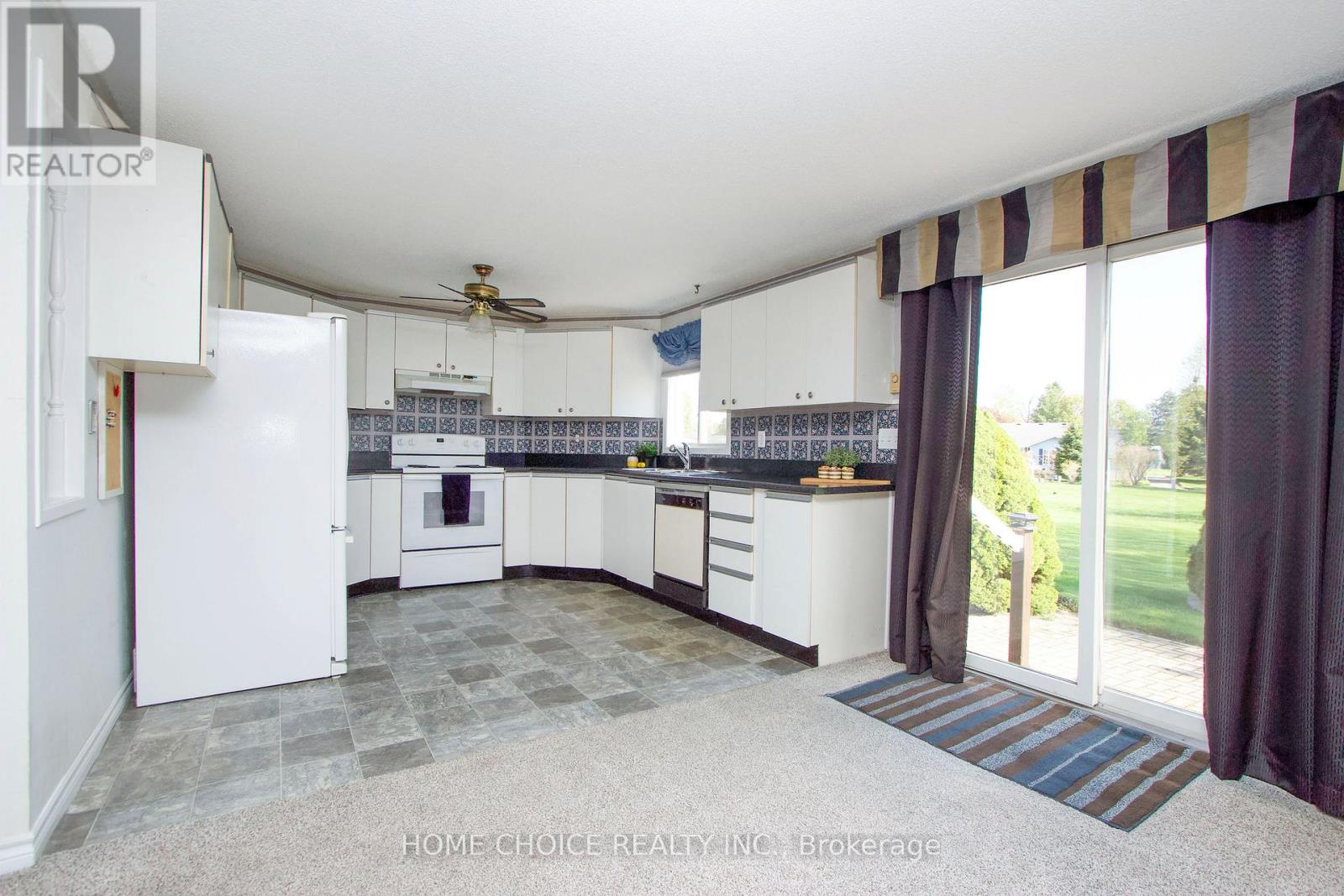 46 Fairway Drive, Clarington, Ontario  L1B 1B3 - Photo 9 - E13150842