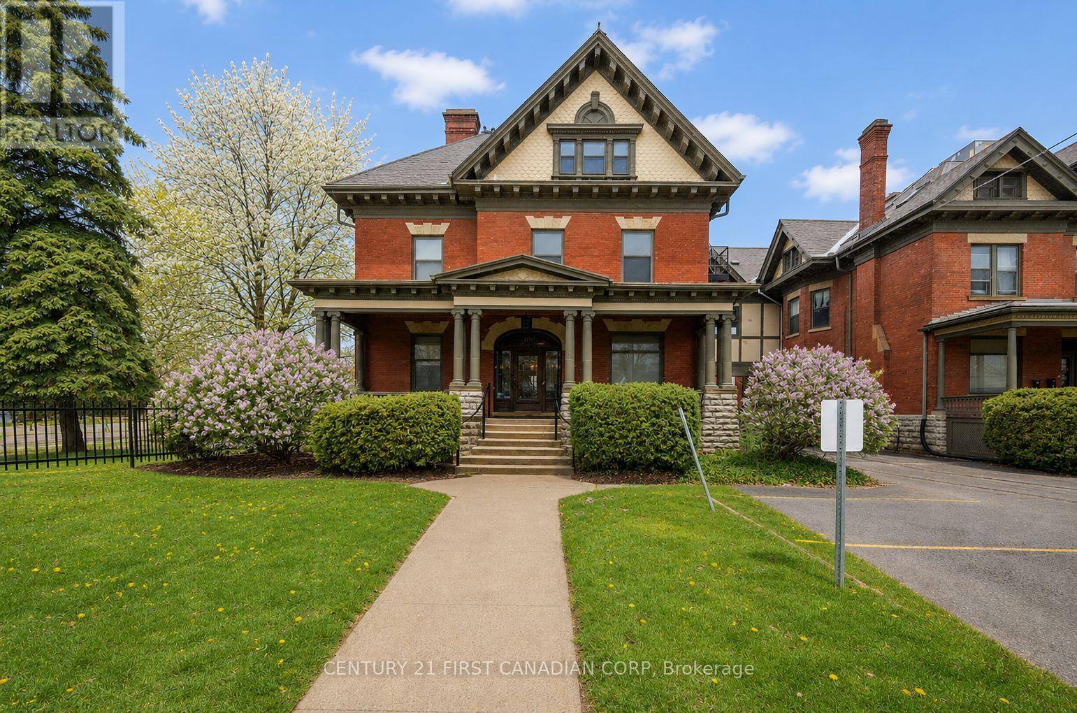 2 - 400 Queens Avenue, London East, Ontario  N6B 1X9 - Photo 1 - X12833404