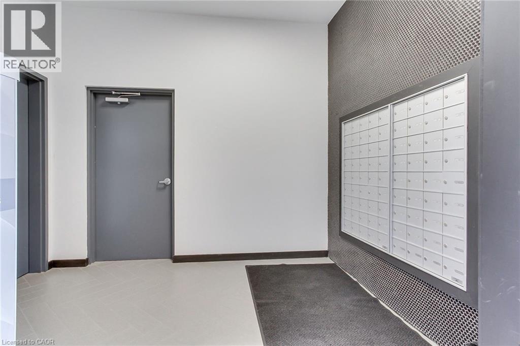 430 Essa Road Unit# 418, Barrie, Ontario  L9J 0M1 - Photo 45 - 40831609