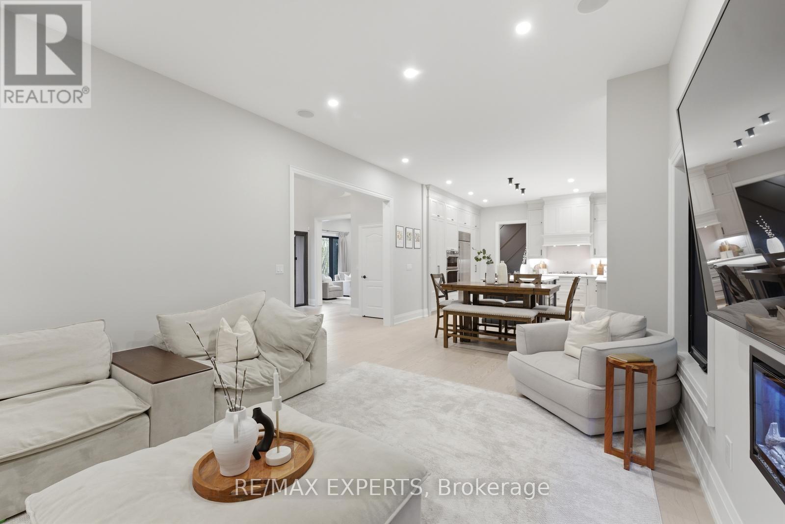 56 Mapledown Way, Vaughan, Ontario  L6A 4A8 - Photo 13 - N13150620