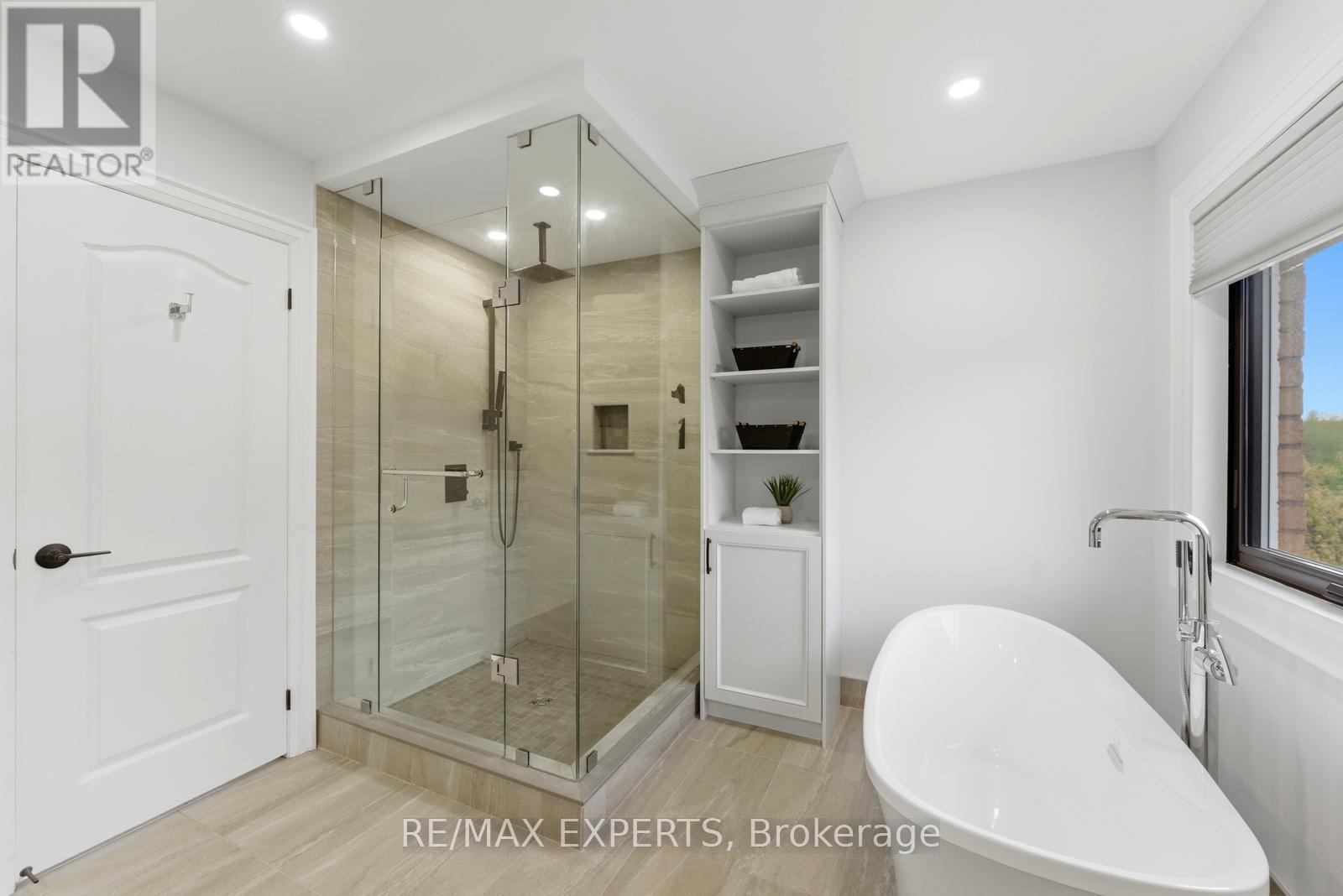 56 Mapledown Way, Vaughan, Ontario  L6A 4A8 - Photo 37 - N13150620