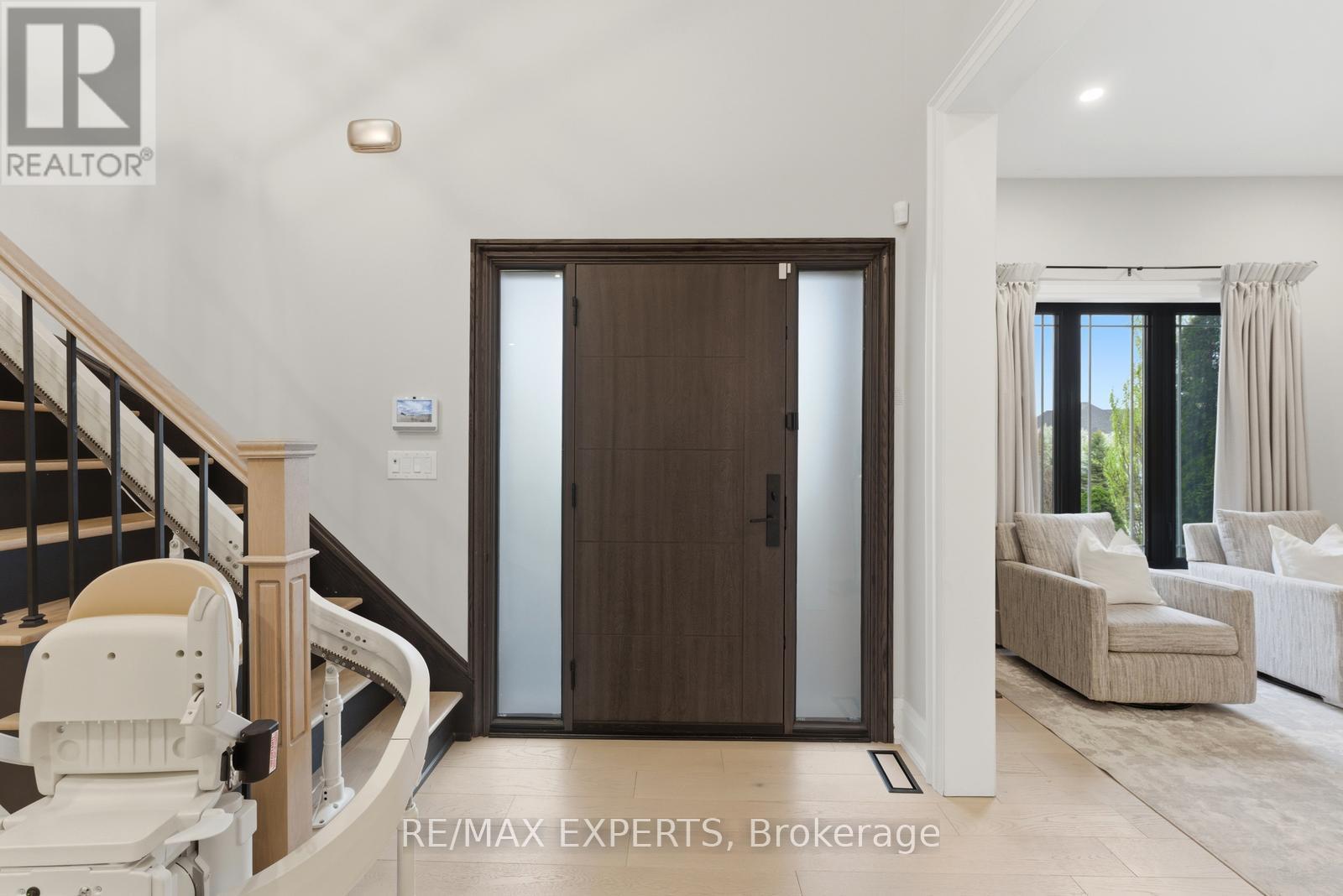 56 Mapledown Way, Vaughan, Ontario  L6A 4A8 - Photo 8 - N13150620