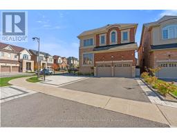 79 CHAIWOOD COURT, Vaughan, Ontario