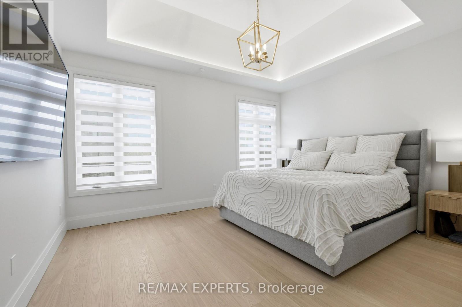 12 Valley Point Crescent, King, Ontario  L7B 0B7 - Photo 24 - N13150676