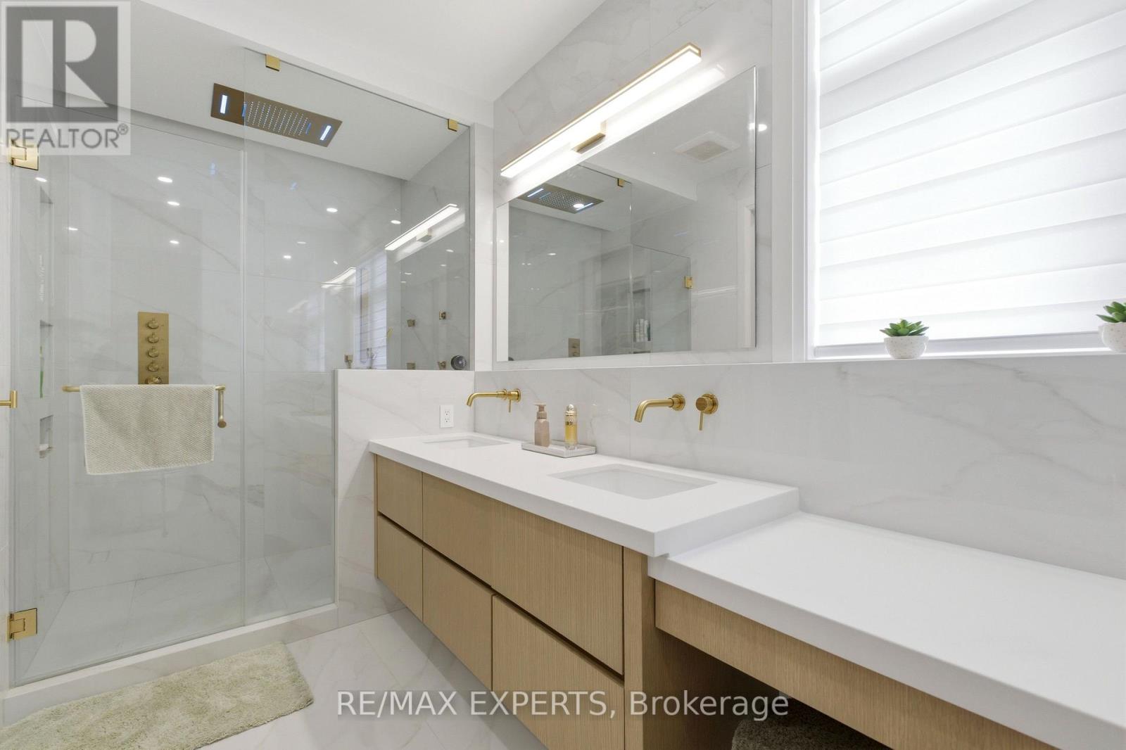 12 Valley Point Crescent, King, Ontario  L7B 0B7 - Photo 26 - N13150676