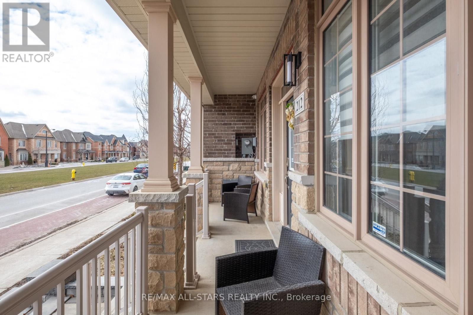 212 East's Corners Boulevard, Vaughan, Ontario  L4H 4H3 - Photo 3 - N13150680