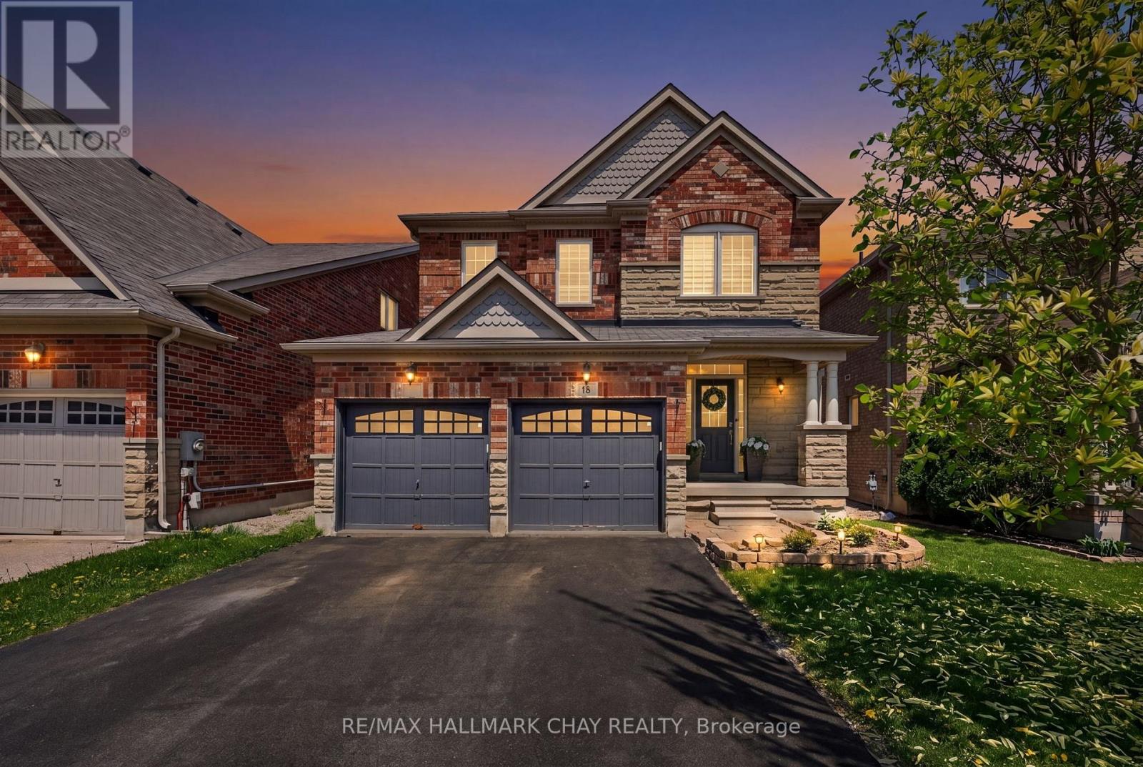 18 Corwin Drive, Bradford West Gwillimbury (Bradford), Ontario  L3Z 0E7 - Photo 1 - N13150750