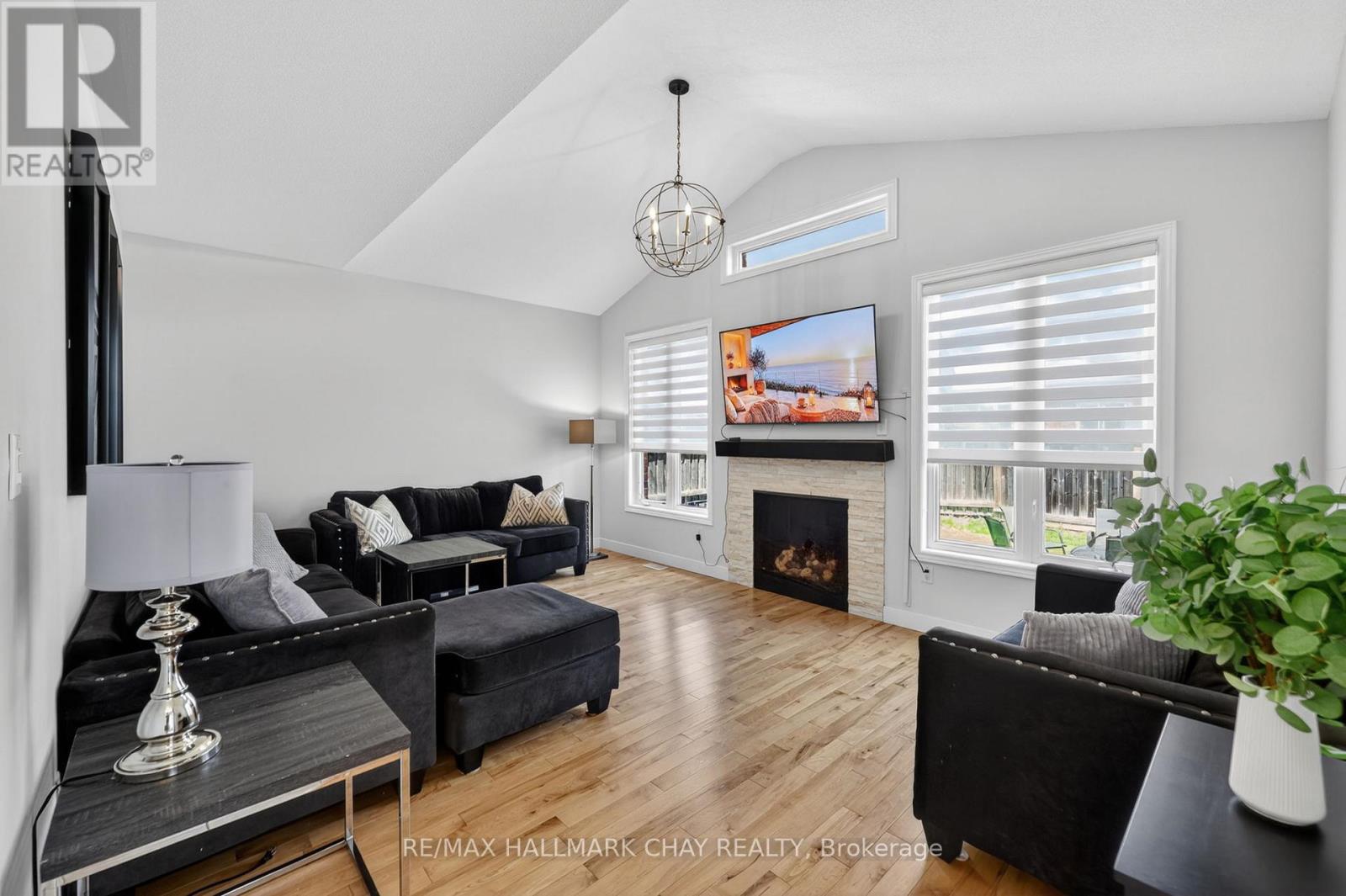 18 Corwin Drive, Bradford West Gwillimbury (Bradford), Ontario  L3Z 0E7 - Photo 12 - N13150750