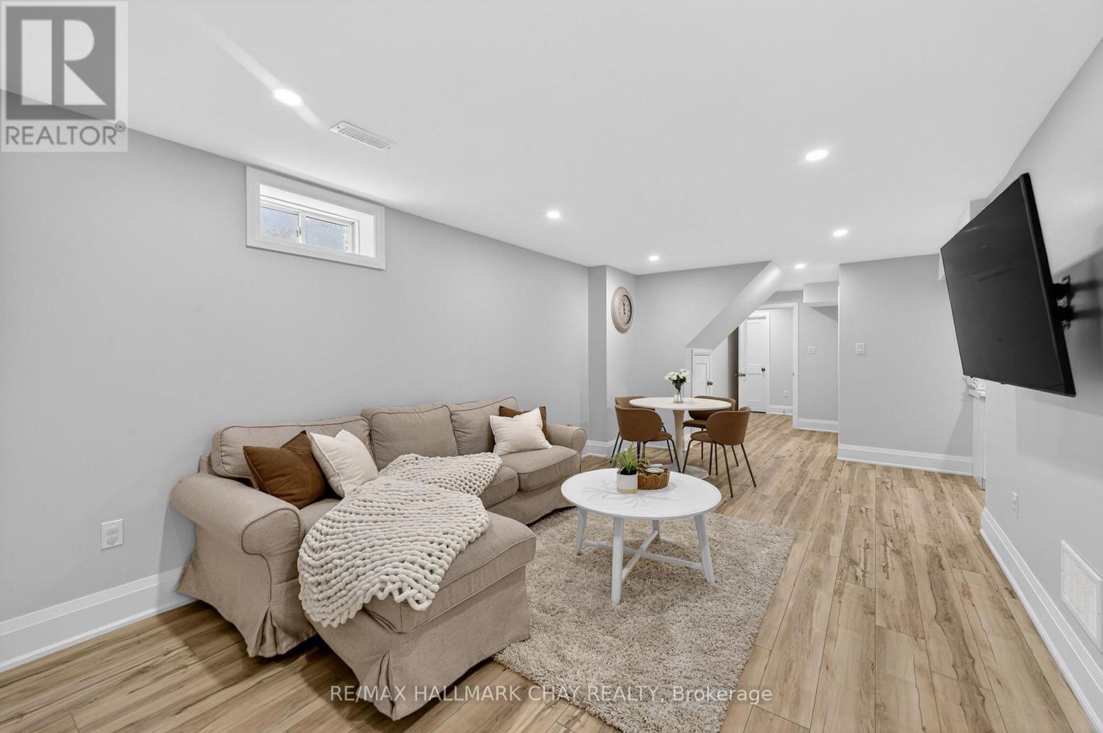 18 Corwin Drive, Bradford West Gwillimbury (Bradford), Ontario  L3Z 0E7 - Photo 37 - N13150750