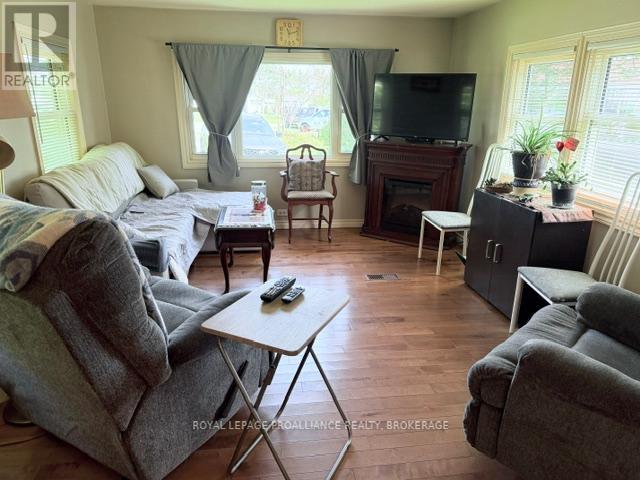 104 Ellisville Road, Leeds And The Thousand Islands, Ontario  K0H 2N0 - Photo 11 - X13150854