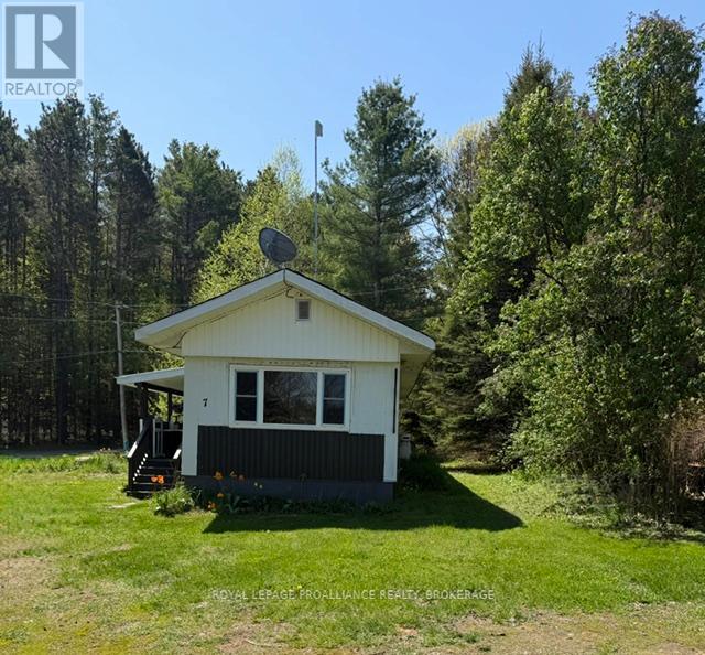 104 Ellisville Road, Leeds And The Thousand Islands, Ontario  K0H 2N0 - Photo 3 - X13150854