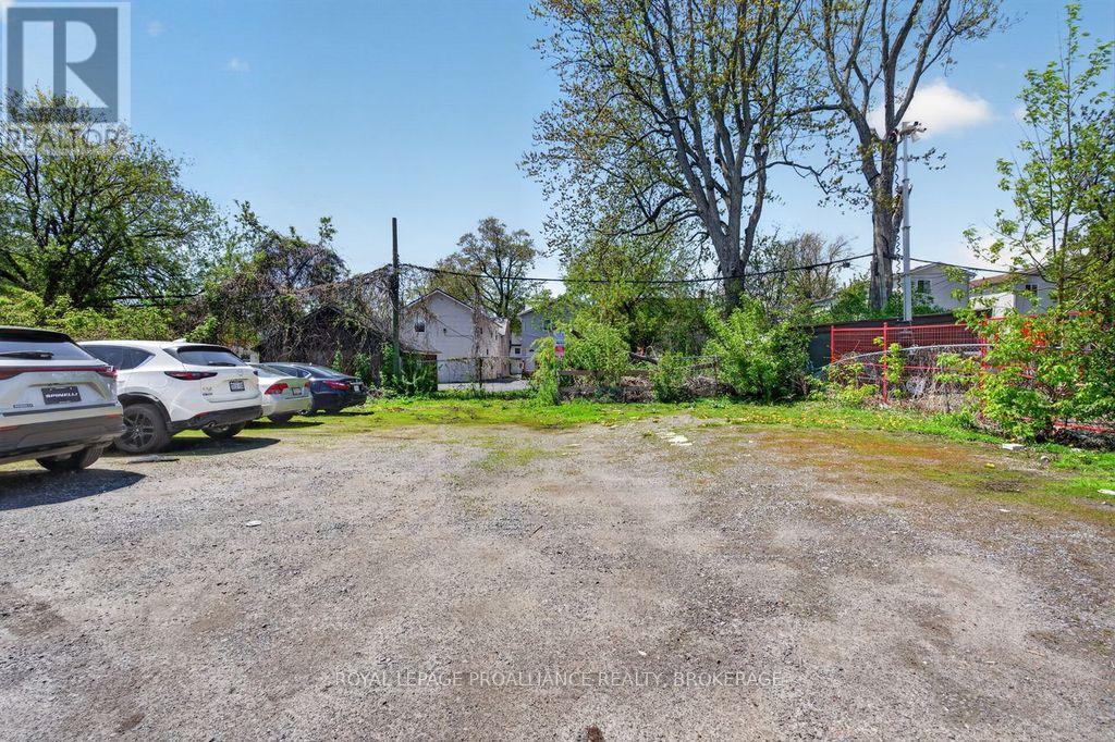 230-228-226 University Avenue E, Kingston, Ontario  K7L 3P6 - Photo 5 - X13150882