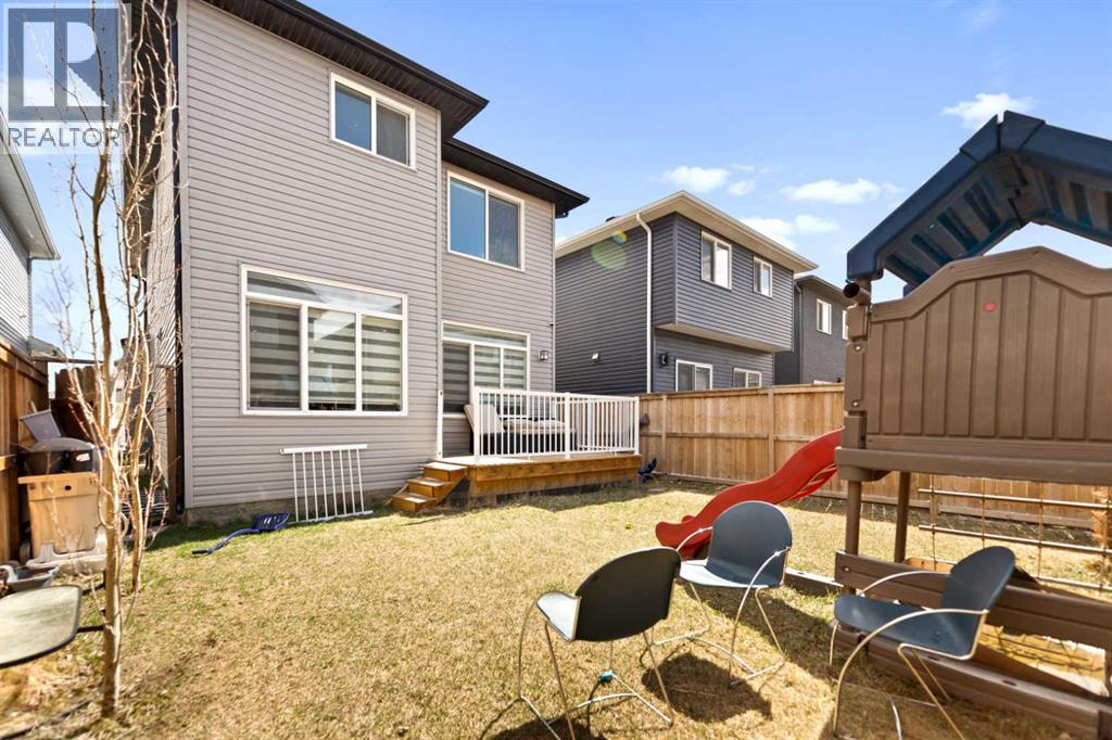 439 Bayview Way SW, Airdrie, Alberta  T4B 0R7 - Photo 4 - A2304801