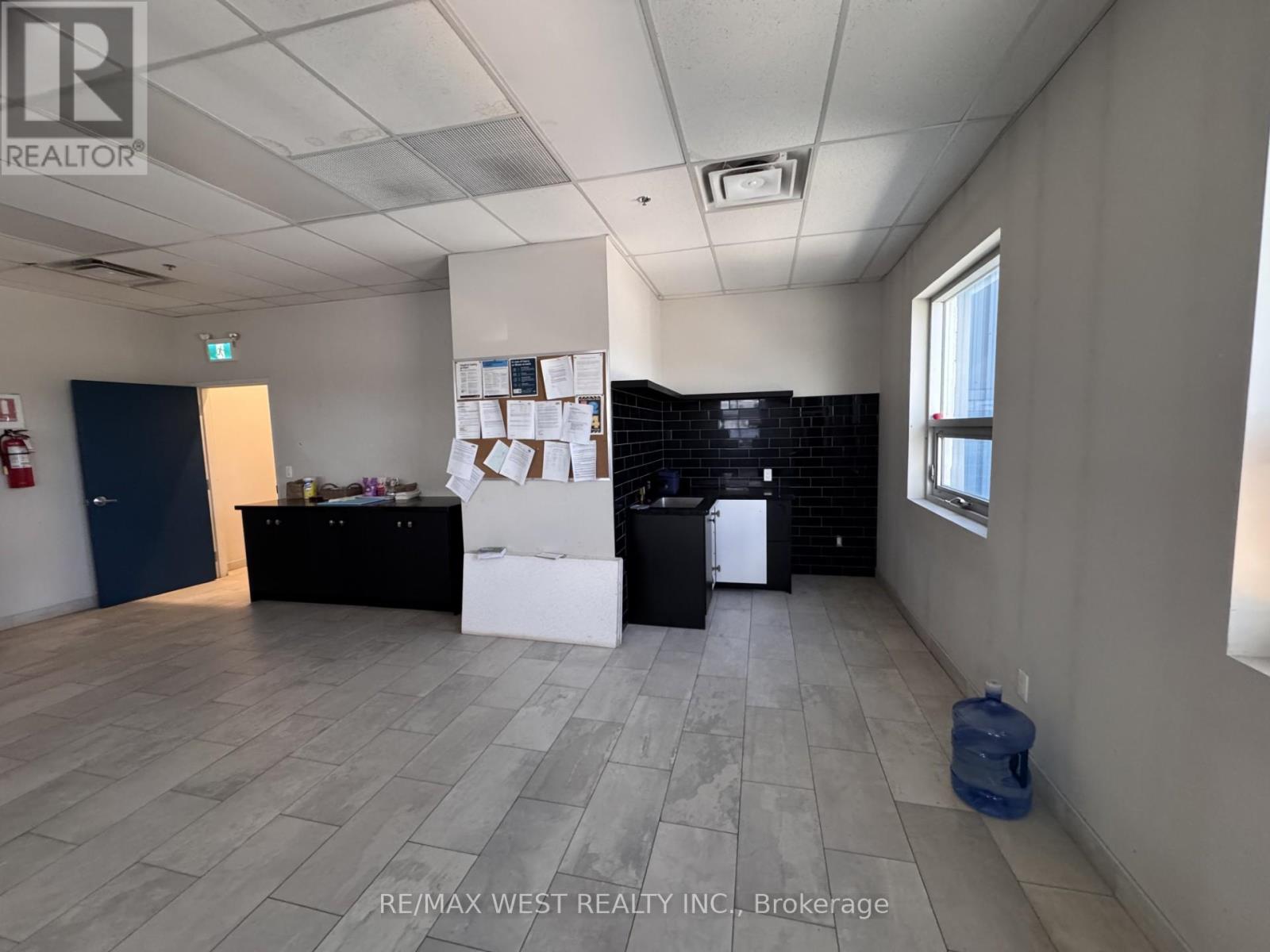 21 Bertram Industrial Parkway, Springwater, Ontario  L9X 1L1 - Photo 5 - S13150702