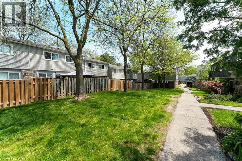 2050 Upper Middle Road Unit# 114, Burlington, Ontario  L7P 2Z9 - Photo 42 - 40831843