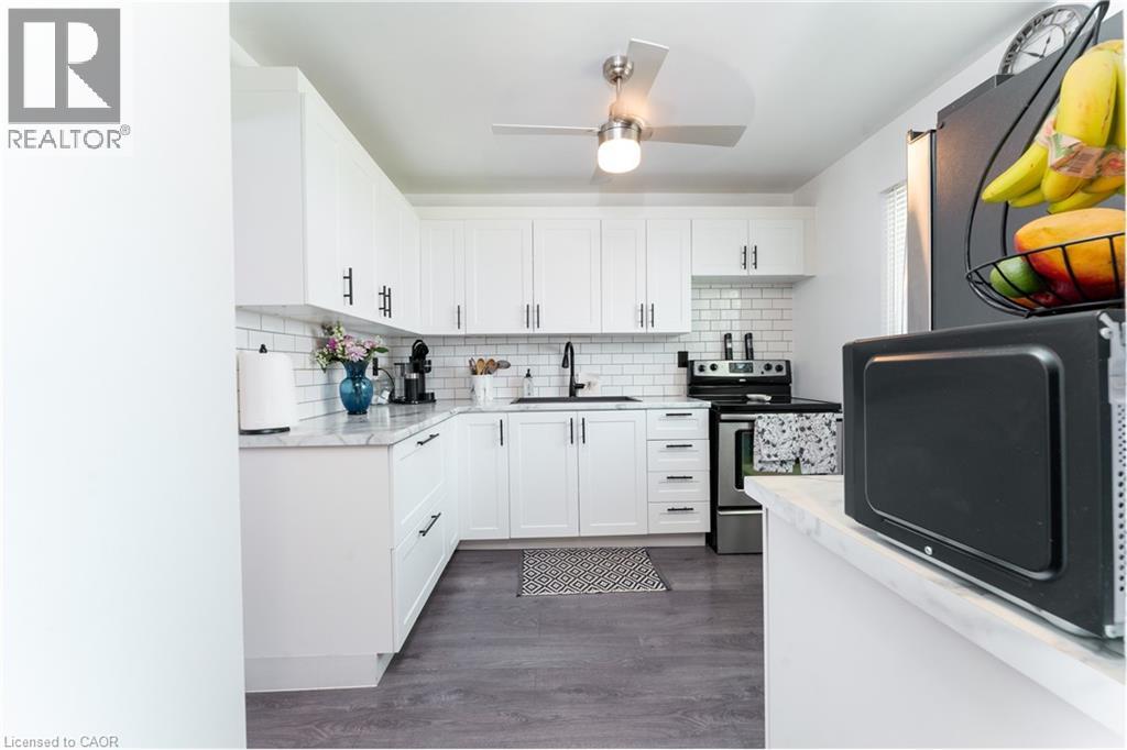 2050 Upper Middle Road Unit# 114, Burlington, Ontario  L7P 2Z9 - Photo 13 - 40831843