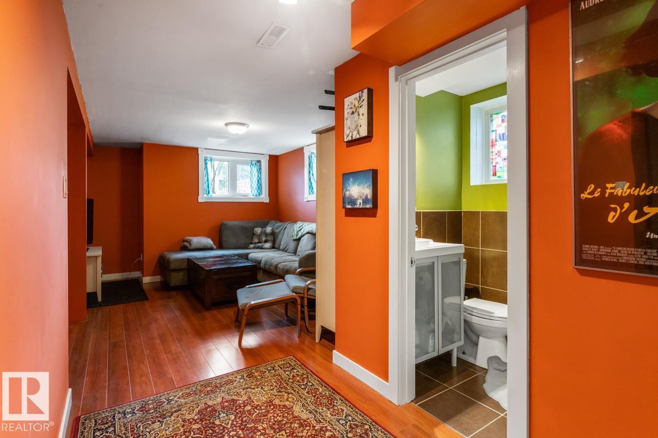 9908 87 Av Nw, Edmonton, Alberta  T6E 2N7 - Photo 17 - E4488795