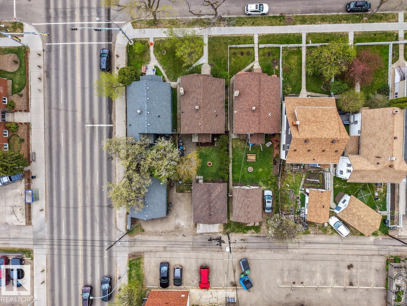 9908 87 Av Nw, Edmonton, Alberta  T6E 2N7 - Photo 2 - E4488795