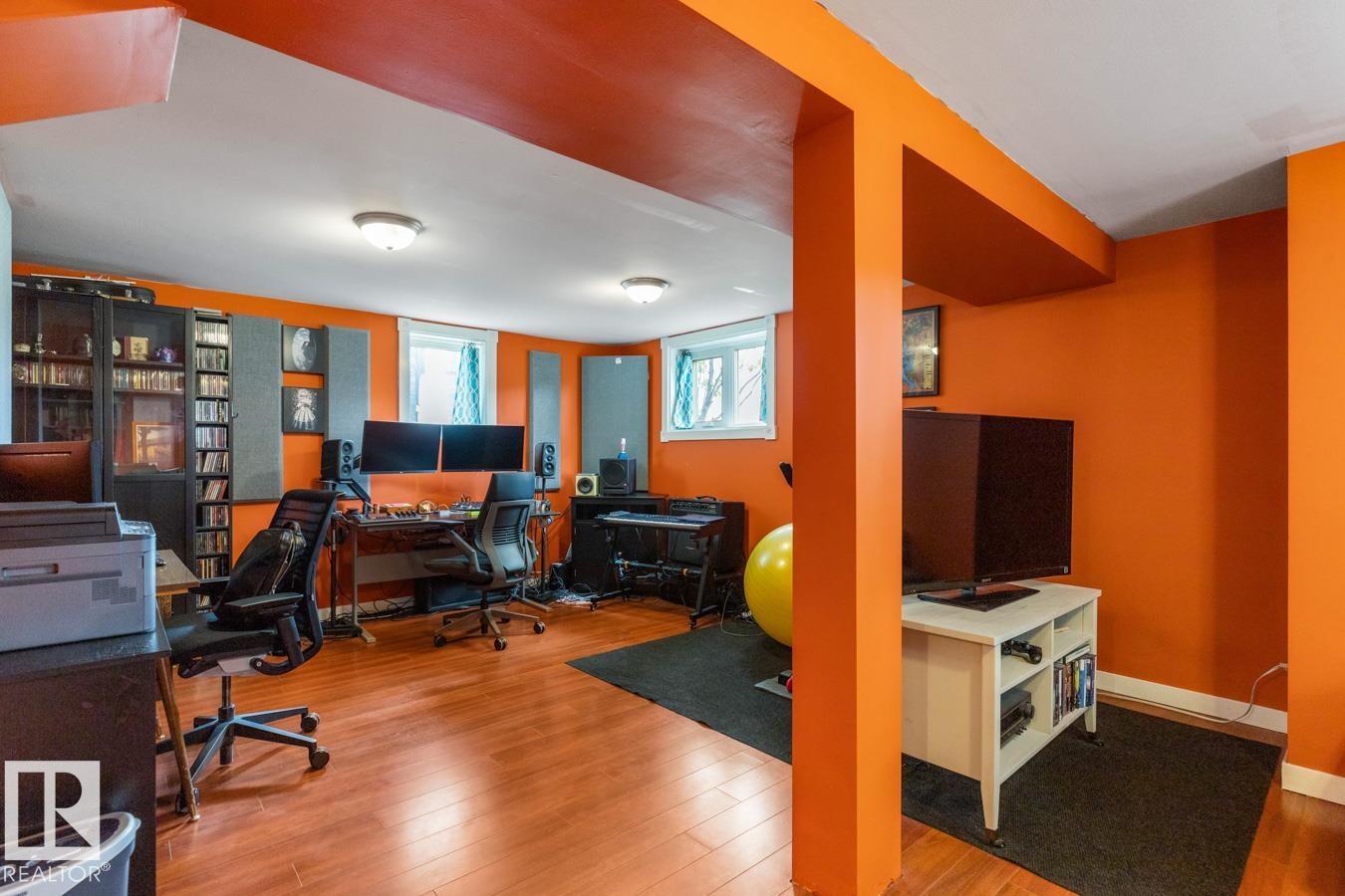 9908 87 Av Nw, Edmonton, Alberta  T6E 2N7 - Photo 20 - E4488795