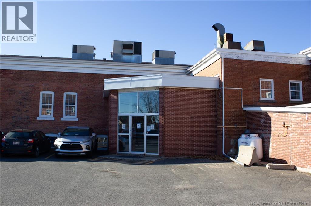 100-2 Main Street, Bathurst, New Brunswick  E2A 2Y4 - Photo 5 - NB139951