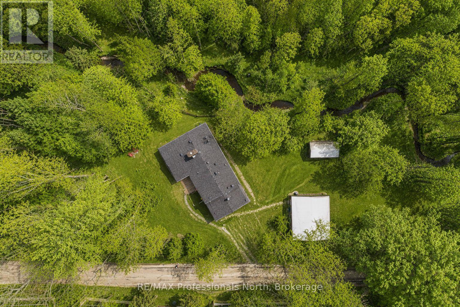 2220 60 Highway, Lake Of Bays, Ontario P1H 2J6 - Photo 2 - X12929968