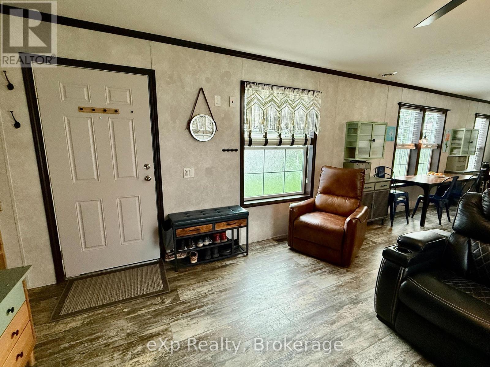 35 Dove Road, Brockton, Ontario N0G 2V0 - Photo 4 - X13150534