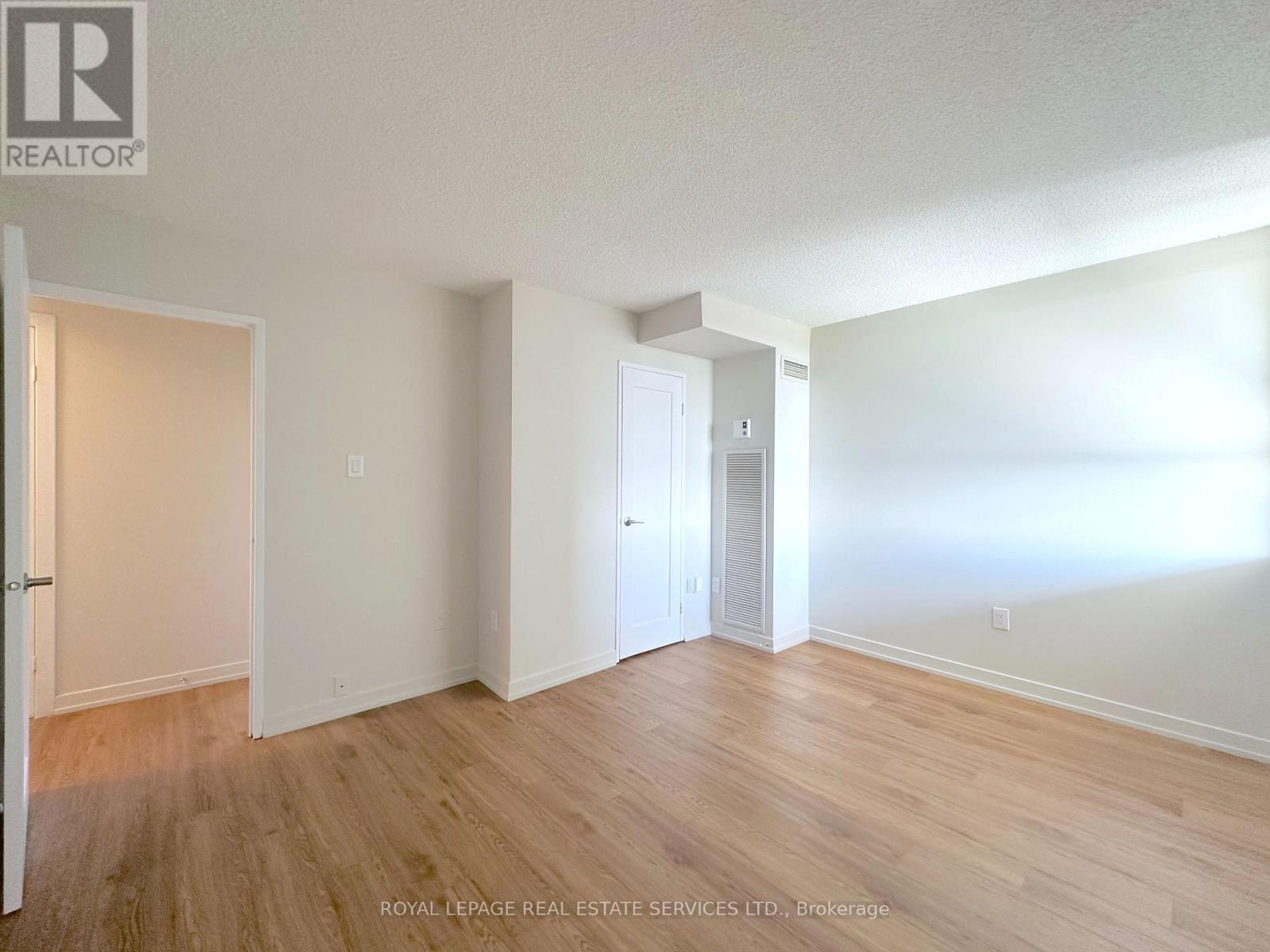 1112 - 190 Clark Boulevard, Brampton, Ontario  L6T 4A8 - Photo 8 - W13150580