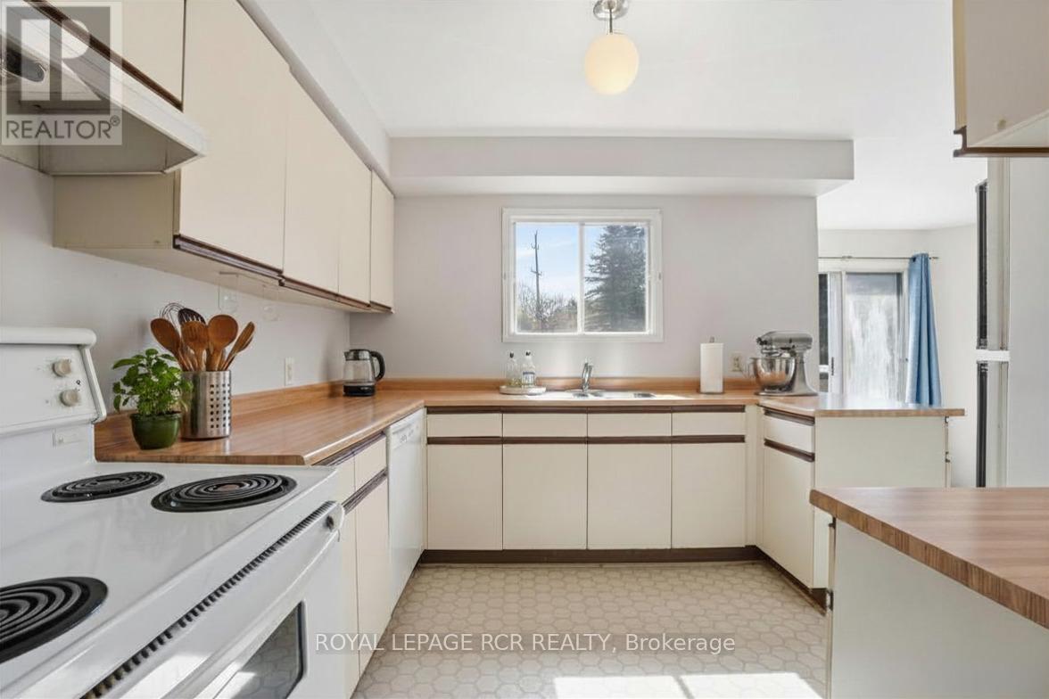 51 Bambi Trail, Caledon, Ontario  L7E 2G4 - Photo 6 - W13150590