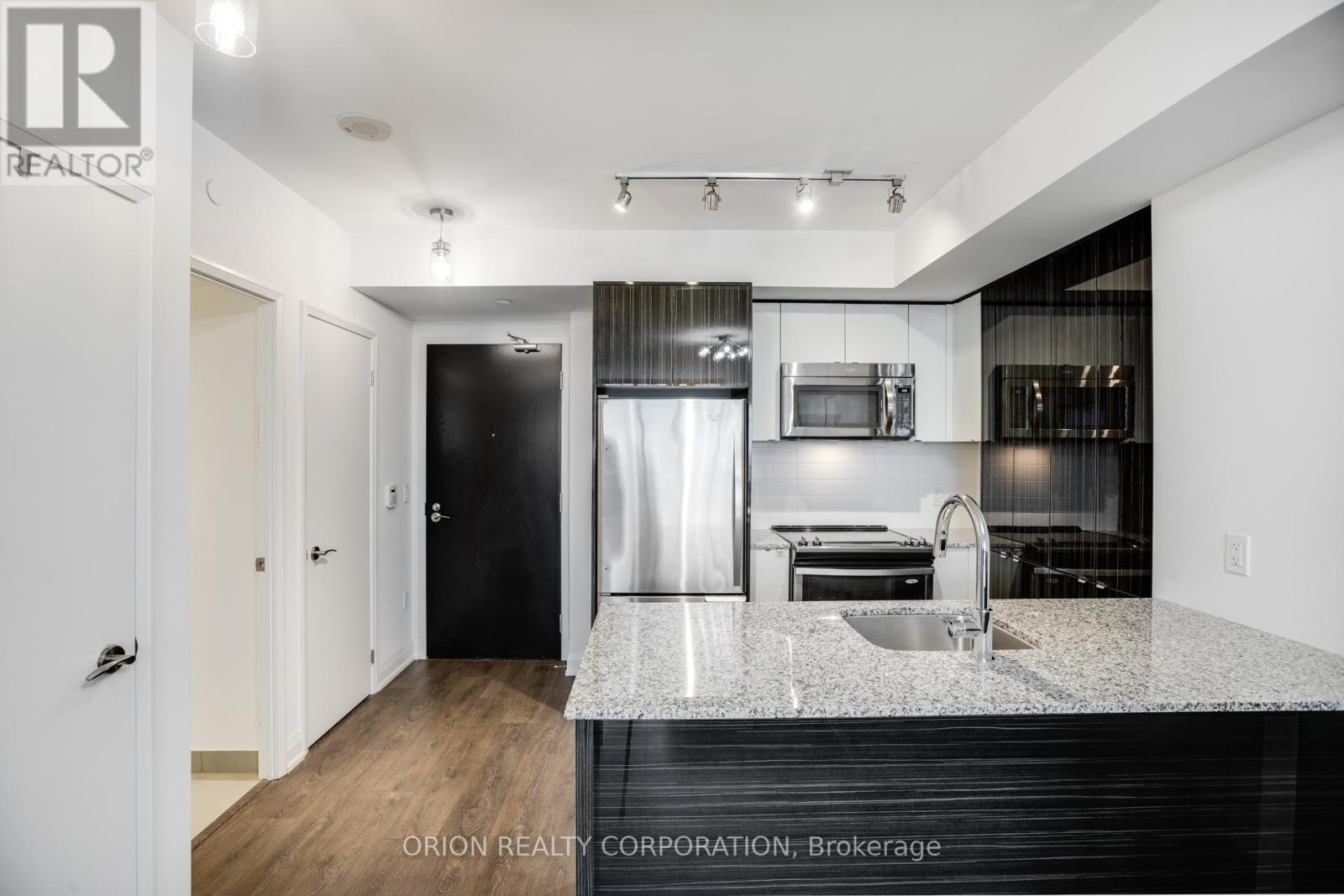 1303 - 9 Valhalla Inn Road, Toronto, Ontario M9B 0B2 - Photo 11 - W13150728