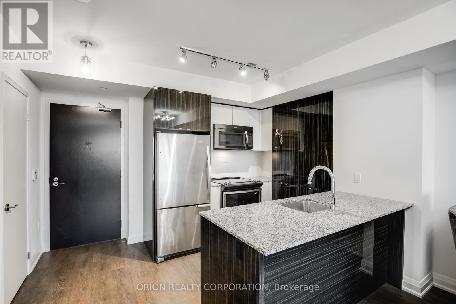 1303 - 9 Valhalla Inn Road, Toronto, Ontario M9B 0B2 - Photo 12 - W13150728