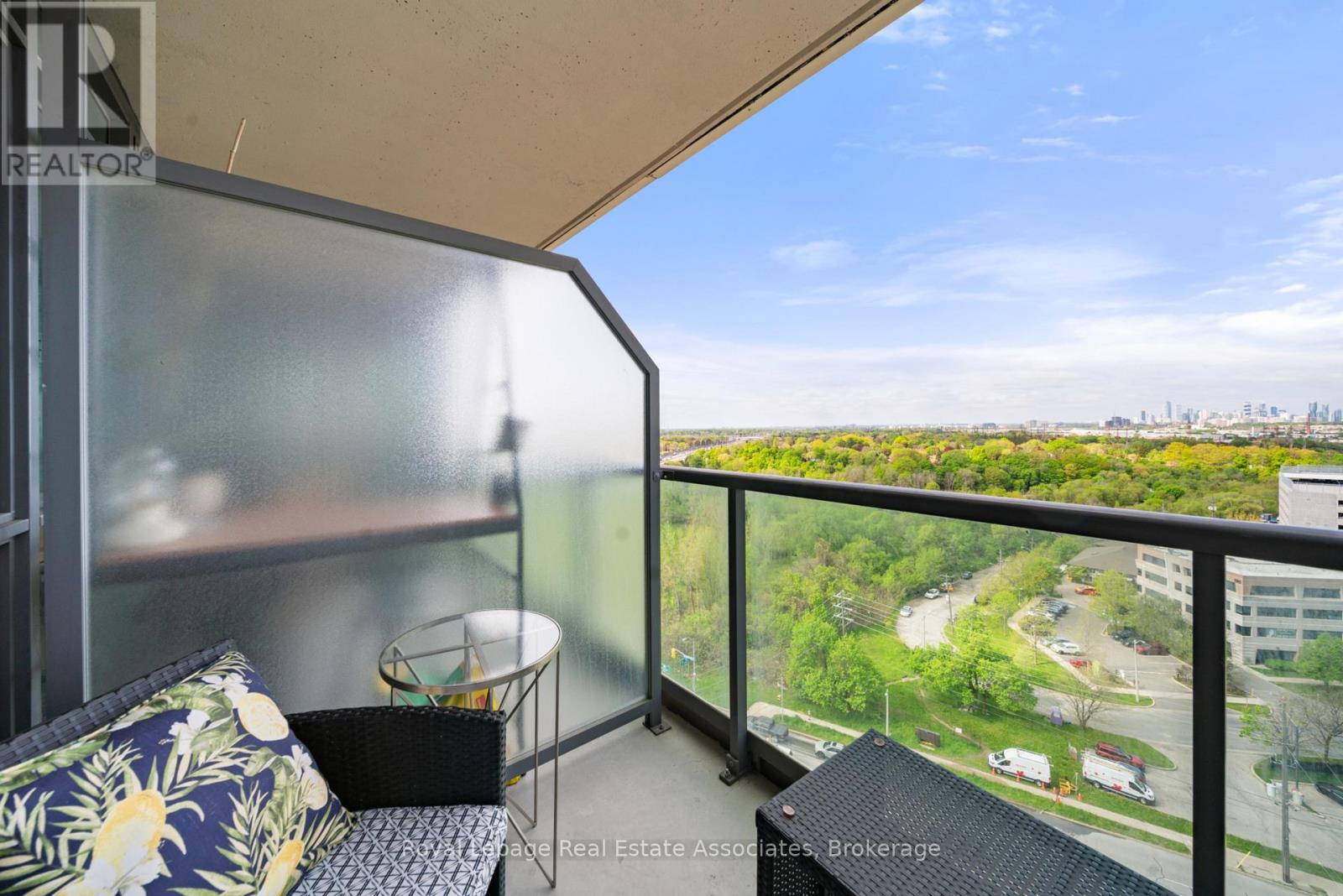 1601 - 225 Sherway Gardens Road, Toronto, Ontario M9C 0A3 - Photo 14 - W13150796