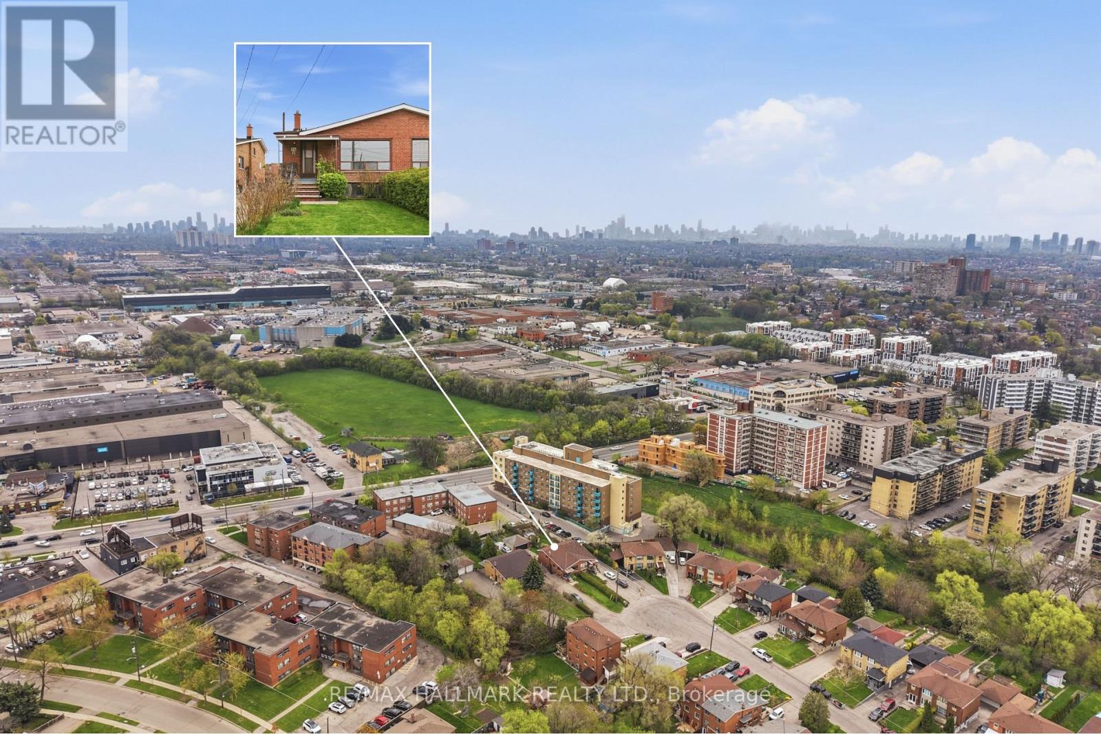 54 Gotham Court, Toronto, Ontario  M6M 2N8 - Photo 28 - W13150820