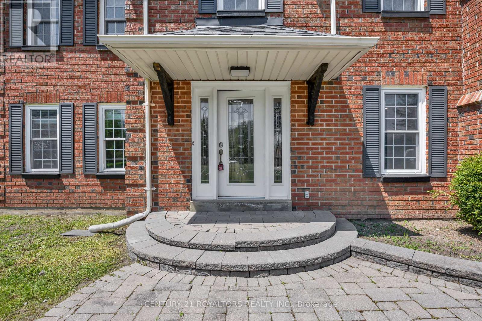 8 Elite Road, Caledon, Ontario  L7K 0L2 - Photo 4 - W13150852