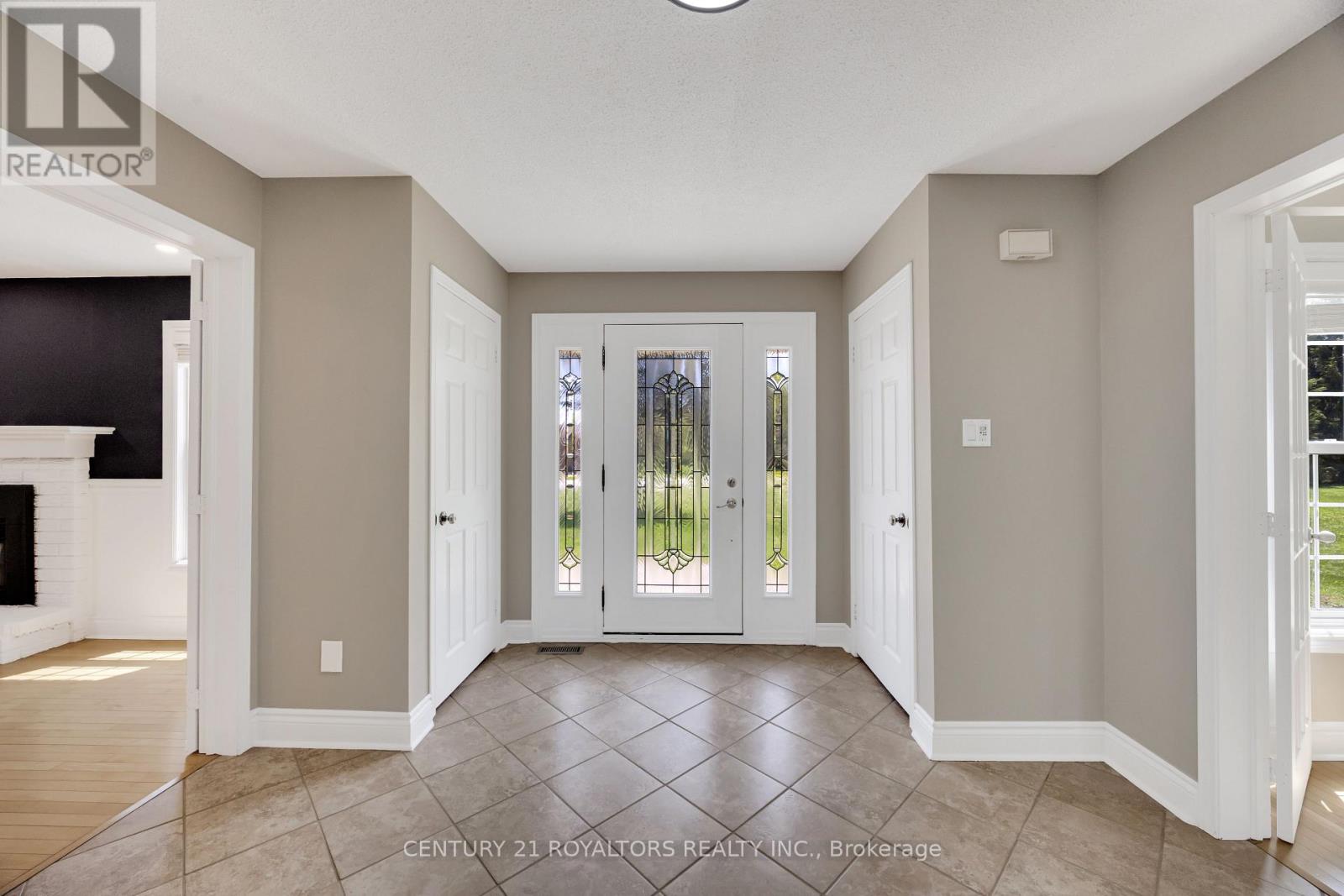 8 Elite Road, Caledon, Ontario  L7K 0L2 - Photo 5 - W13150852