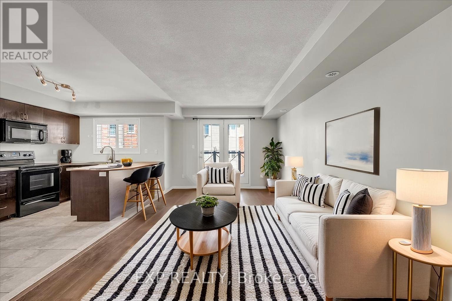 9 - 2557 Sixth Line, Oakville, Ontario  L6H 0H7 - Photo 2 - W13150880