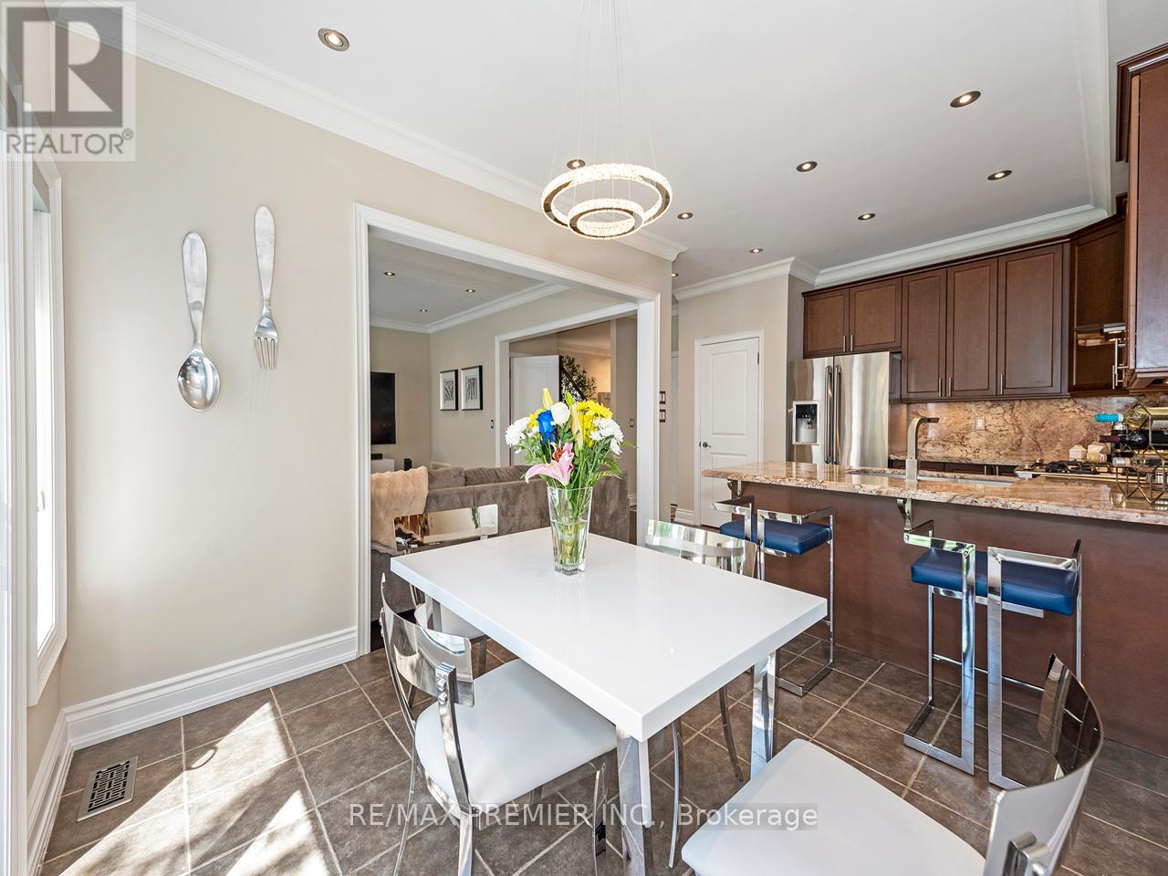 6 Lockburn Crescent, Brampton, Ontario  L7A 3W7 - Photo 13 - W13150154