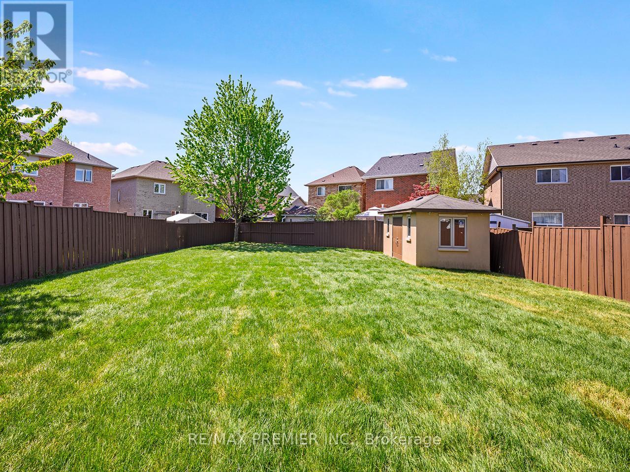 6 Lockburn Crescent, Brampton, Ontario  L7A 3W7 - Photo 36 - W13150154