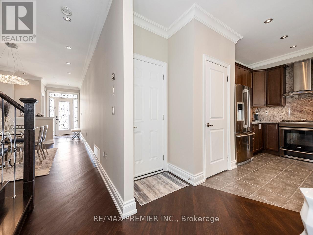 6 Lockburn Crescent, Brampton, Ontario  L7A 3W7 - Photo 14 - W13150154