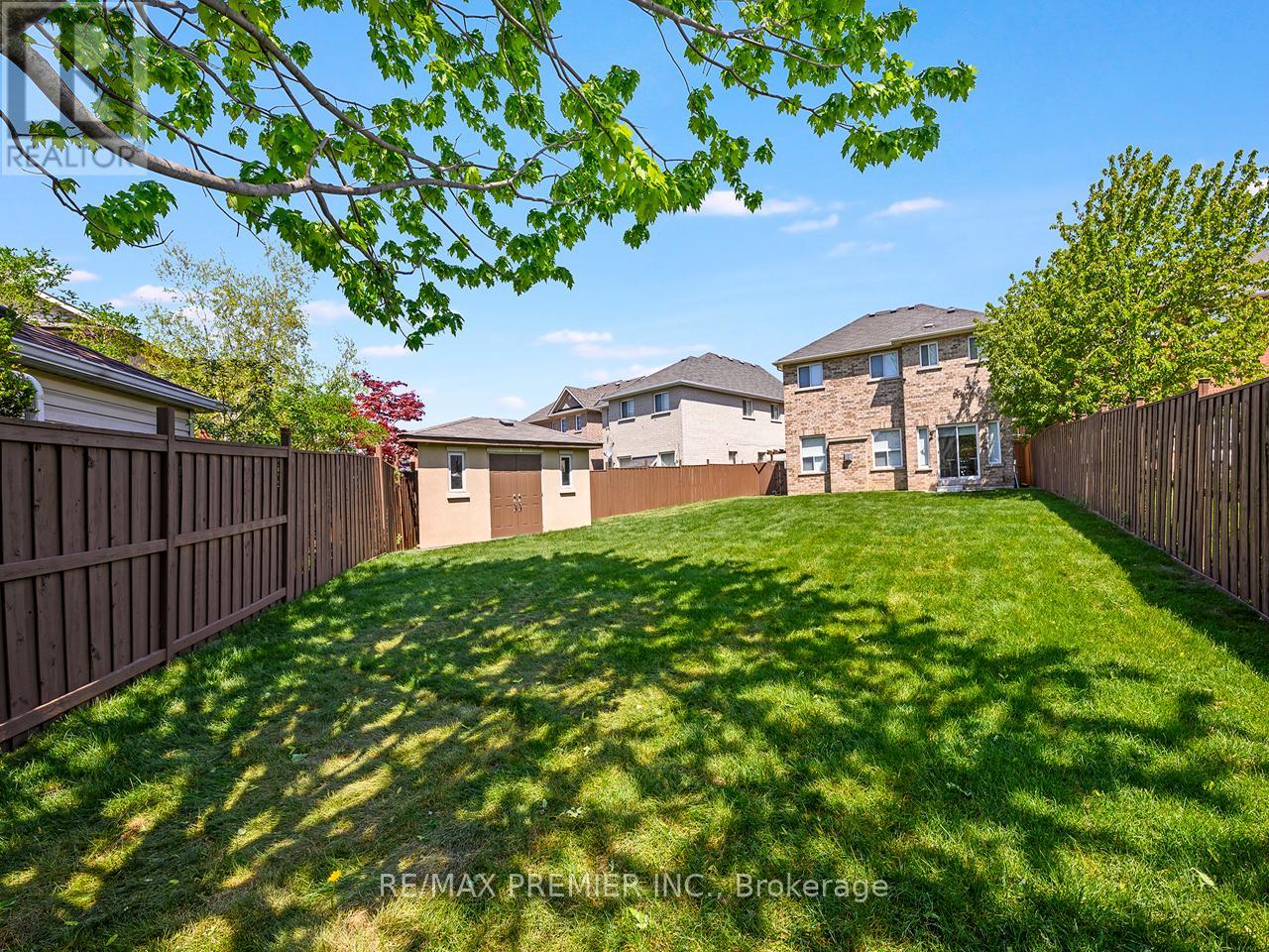 6 Lockburn Crescent, Brampton, Ontario  L7A 3W7 - Photo 37 - W13150154
