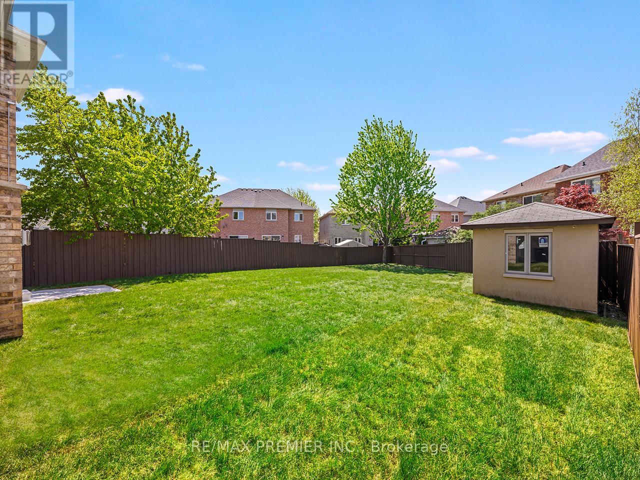 6 Lockburn Crescent, Brampton, Ontario  L7A 3W7 - Photo 43 - W13150154