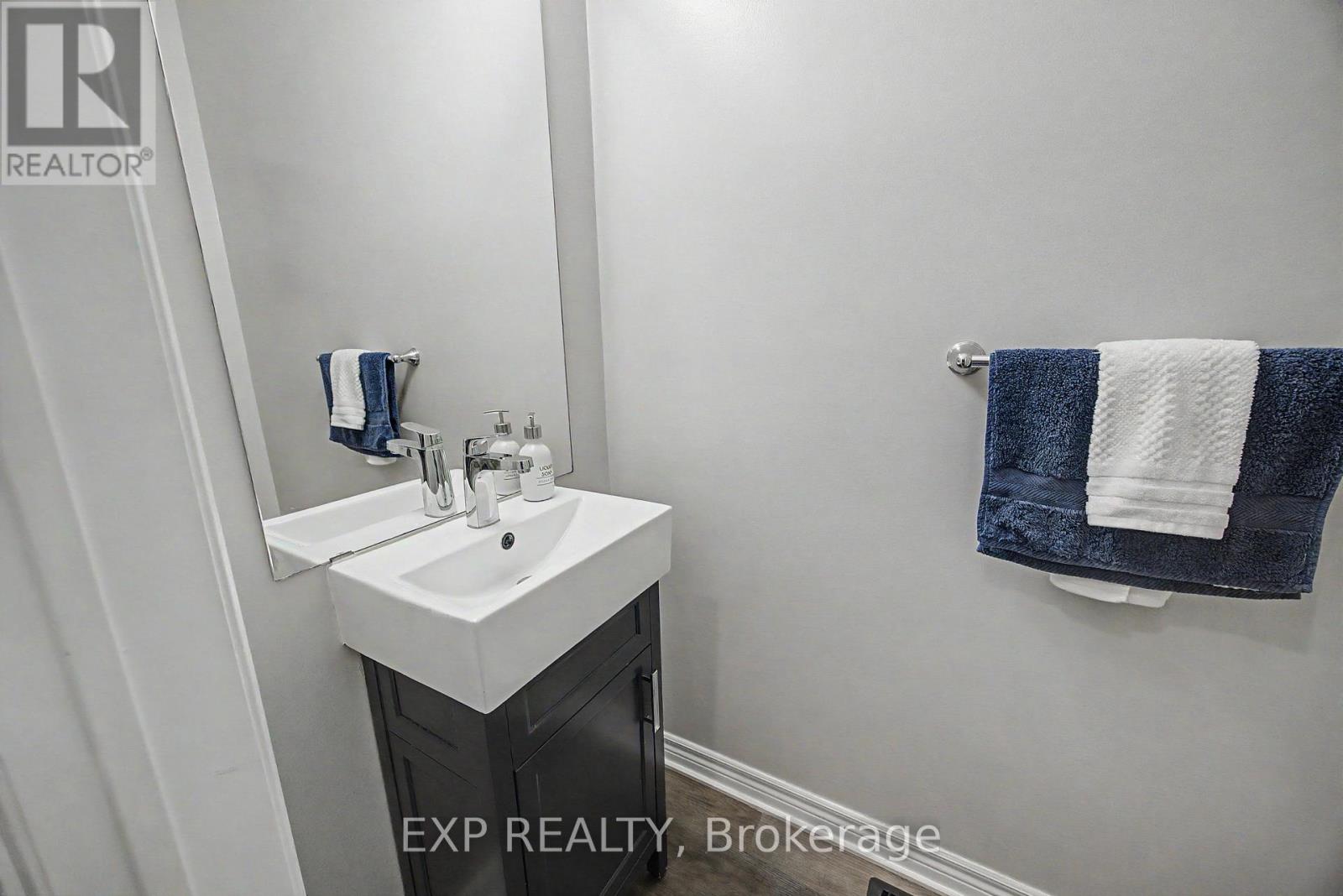 379 Grovehill Road, Oakville, Ontario L6H 6P3 - Photo 16 - W13150448