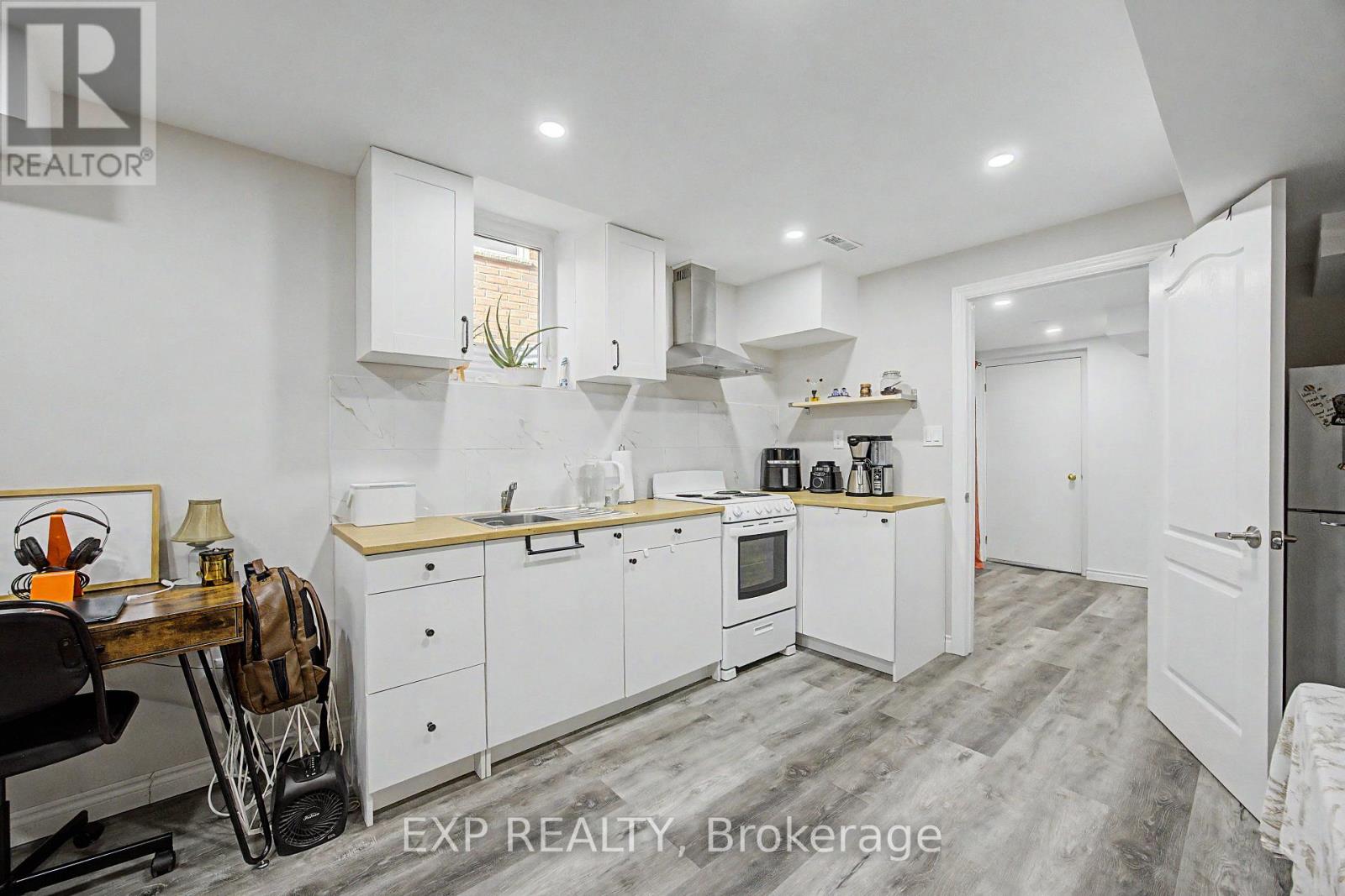 379 Grovehill Road, Oakville, Ontario L6H 6P3 - Photo 19 - W13150448