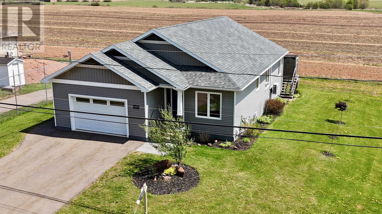 275 Greenwood Drive, Summerside, Prince Edward Island  C1N 6E3 - Photo 1 - 202600798
