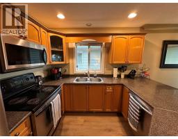 662 South Crest Drive, Kelowna, British Columbia  V1W 4W6 - Photo 9 - 10387922