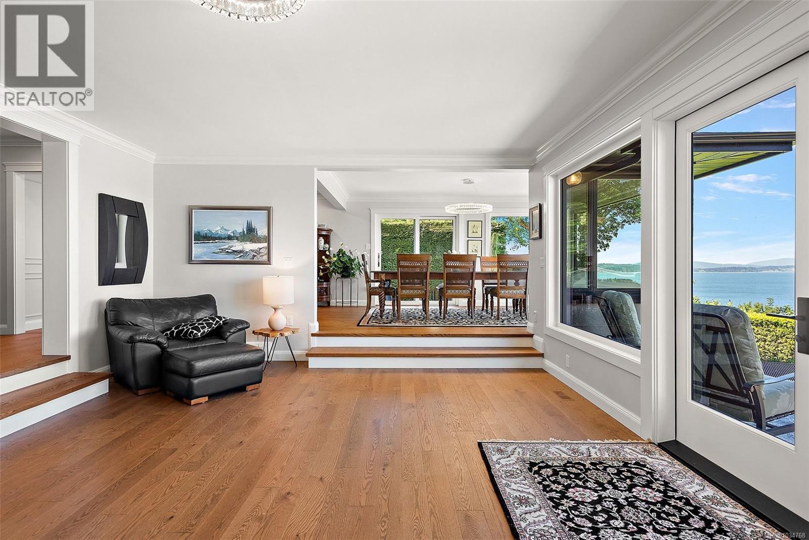 4561 Bissenden Pl, Saanich, British Columbia  V8N 3K5 - Photo 18 - 1034768