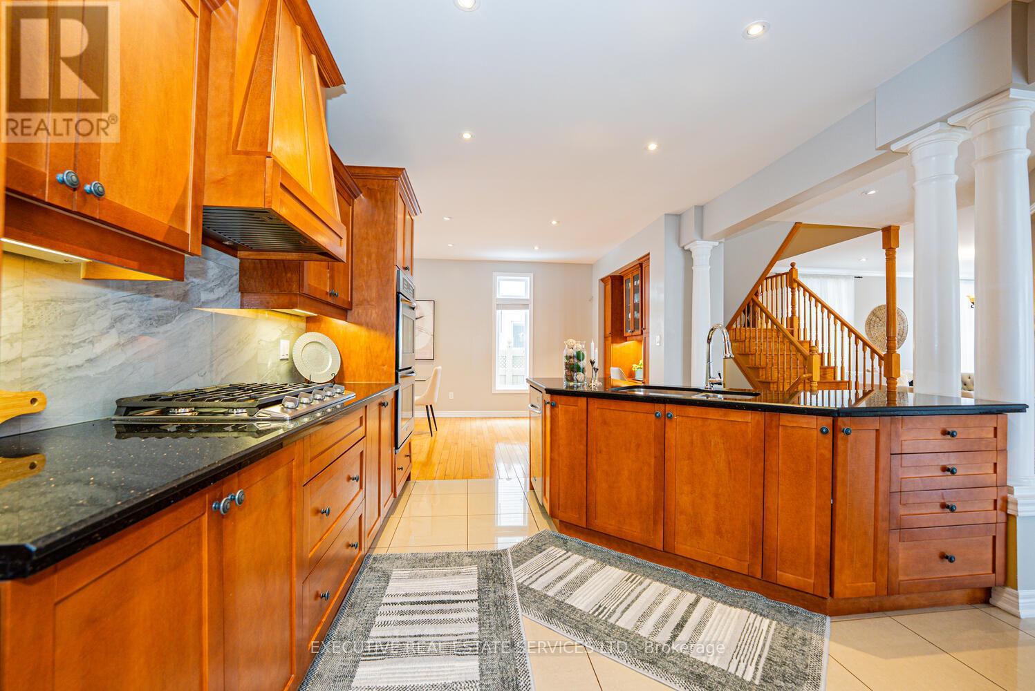 4 Berkshire Place, Hamilton, Ontario  L9K 0A9 - Photo 14 - X13150652